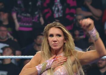 Charlotte Flair obtiene la ventaja para su equipo en Survivor Series WarGames 2025