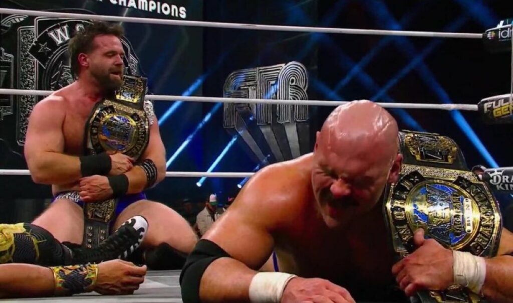 FTR ganan el Campeonato Mundial por Parejas de AEW en Full Gear 2025