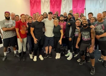 Natalya relata cómo John Cena visitó The Dungeon y ofreció su conocimiento a los alumnos