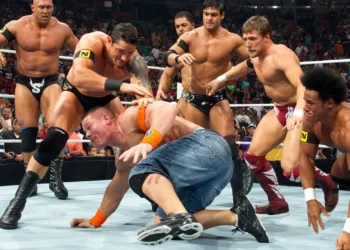 La verdadera razón por la que John Cena nunca llevó la camiseta de The Nexus