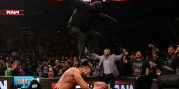 POSIBLE SPOILER: más sobre el luchador misterioso que está aliado con The Vision en WWE POSIBLE SPOILER: más sobre el luchador misterioso que está aliado con The Vision en WWE